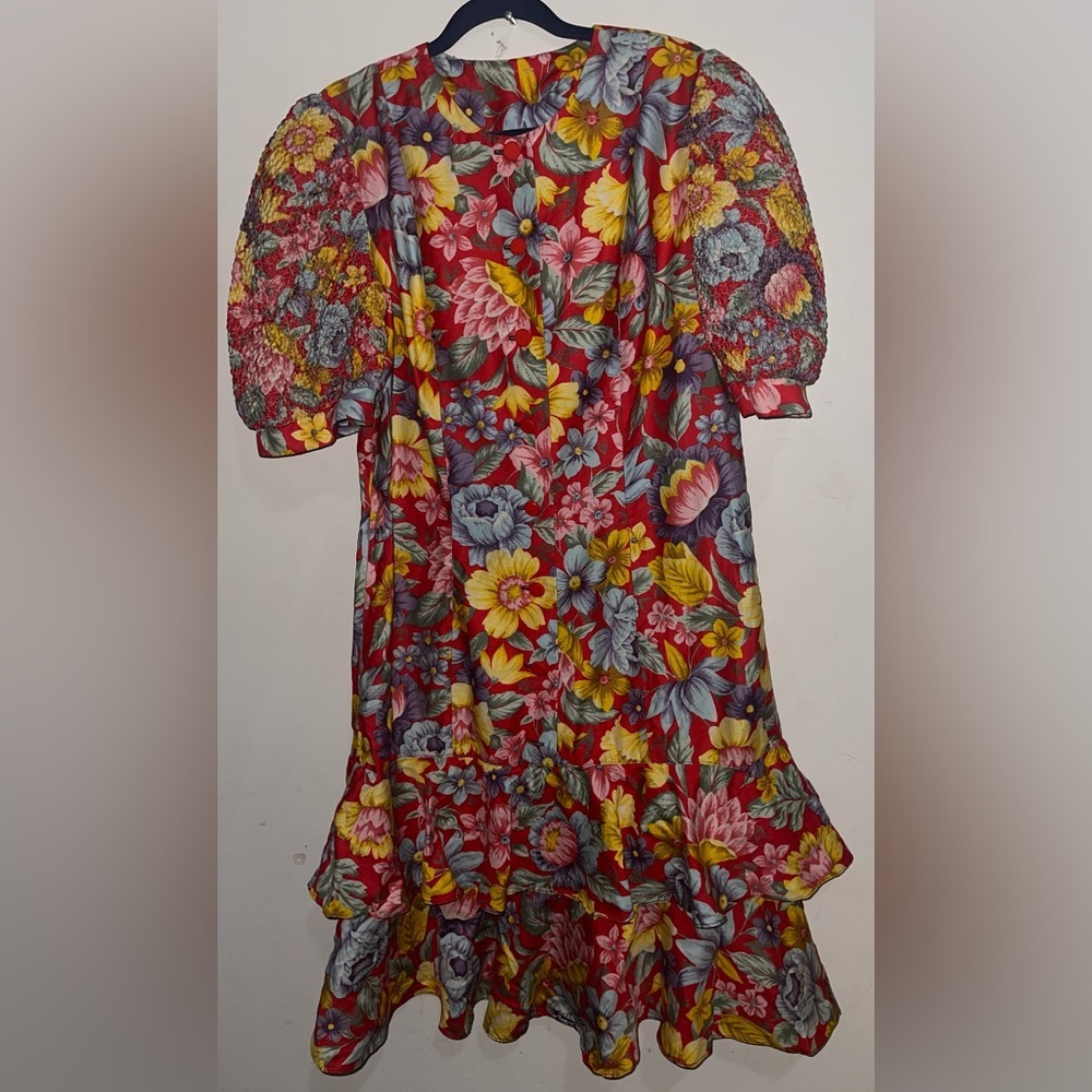 Beautiful Vintage Floral Tiered Dress